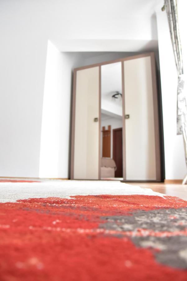 Apartament Frunzei Σίμπιου Εξωτερικό φωτογραφία